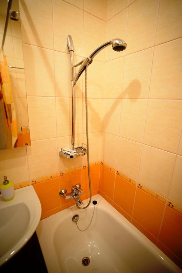 Kyiv High Standard Apartment ภายนอก รูปภาพ